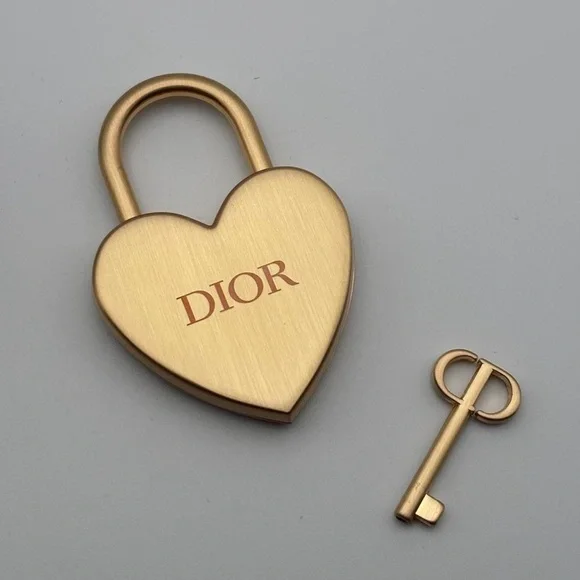 CHRISTIAN DIOR HEART PADLOCK WITH KEY — GOLD-TONE - Picture 2 of 6